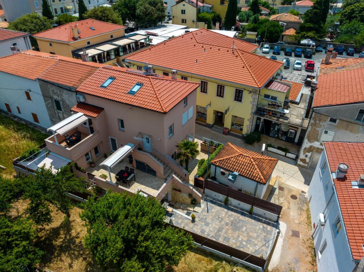 Apartments Punat Downtown Екстериор снимка